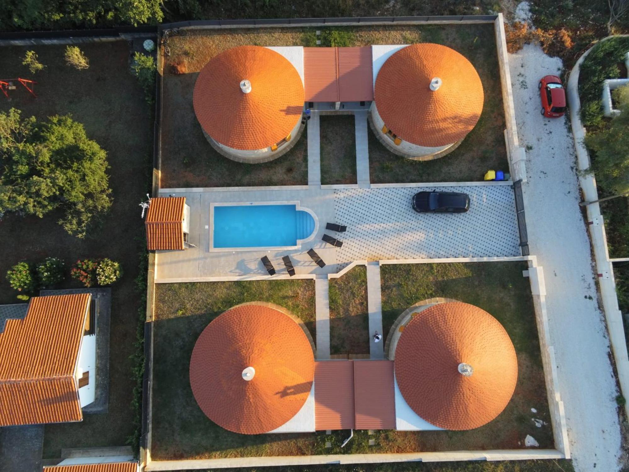 Apartmani Belavic - Kazuni Peruski Exterior photo