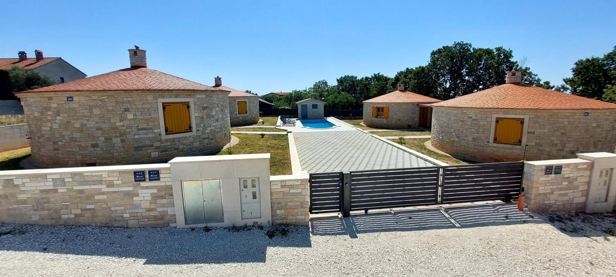 Apartmani Belavic - Kazuni Peruski Exterior photo